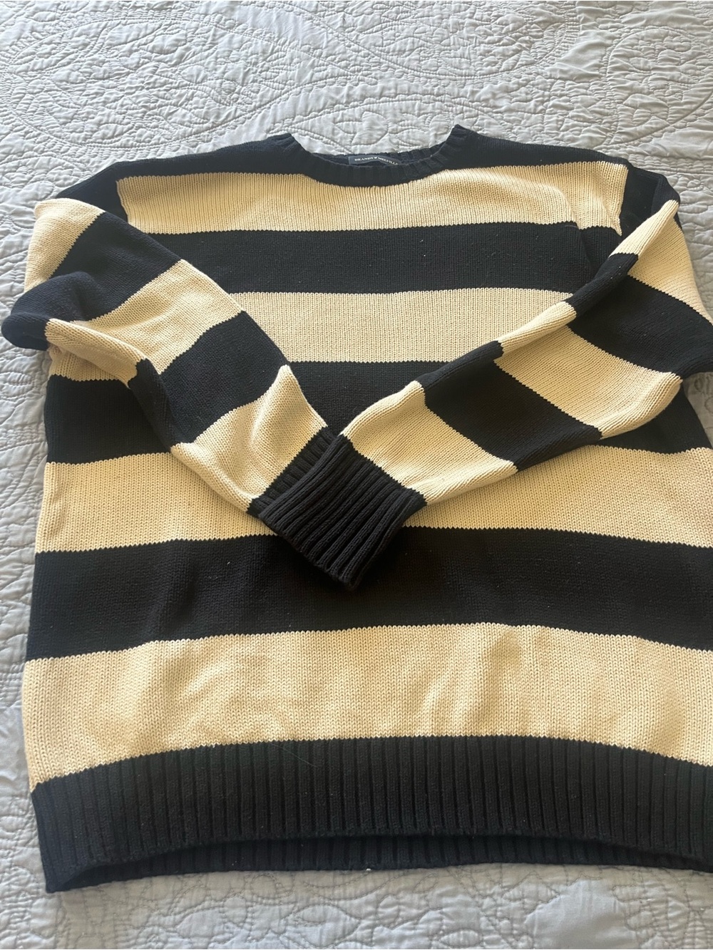 Brandy Melville classic navy blue and cream striped crewneck sweater